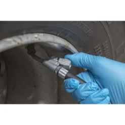 Sealey SA37/94 Professional Tyre Inflator With 2.5m Hose & Clip-On Connector -Home Tools And Supplies Store 6 15