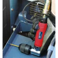 Sealey GSA231 Air Angle Drill With Ø10mm Keyless Chuck -Home Tools And Supplies Store gsa231 act shot in landrover dfc0110046