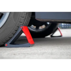 Sealey WCF01 Folding Wheel Chocks - Pair -Home Tools And Supplies Store wcf01 act in use dfc0138984